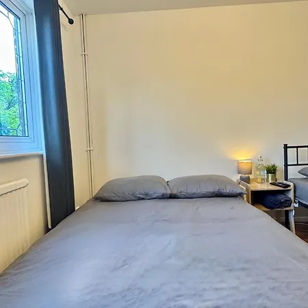 The Vallance House London Room photo