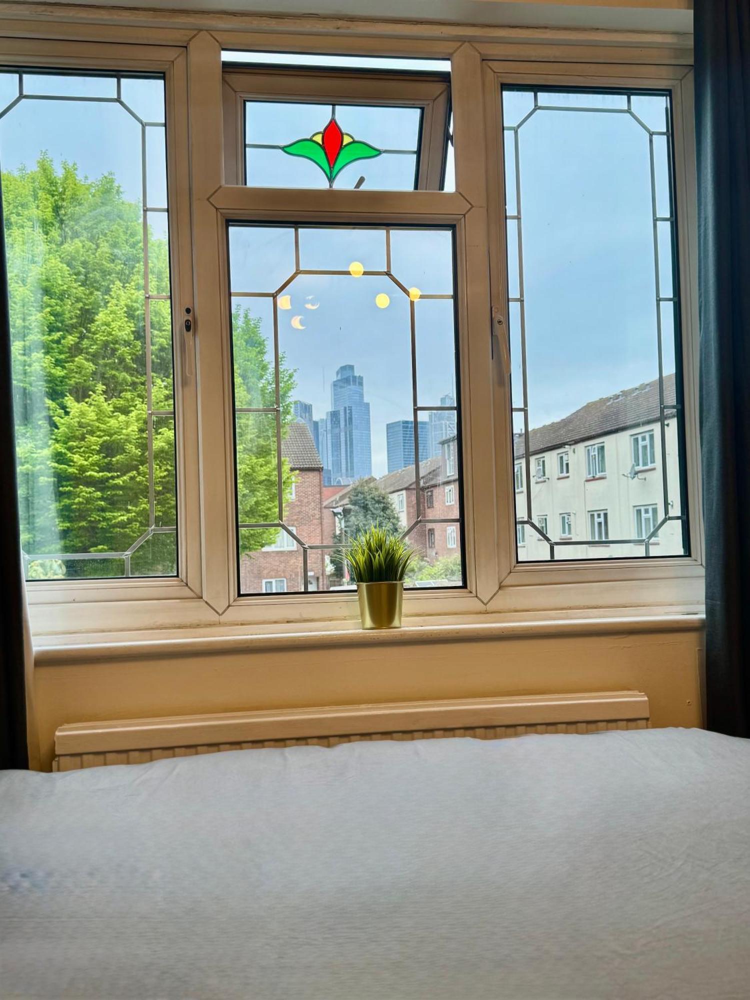 Проживание в семье The Vallance House Лондон