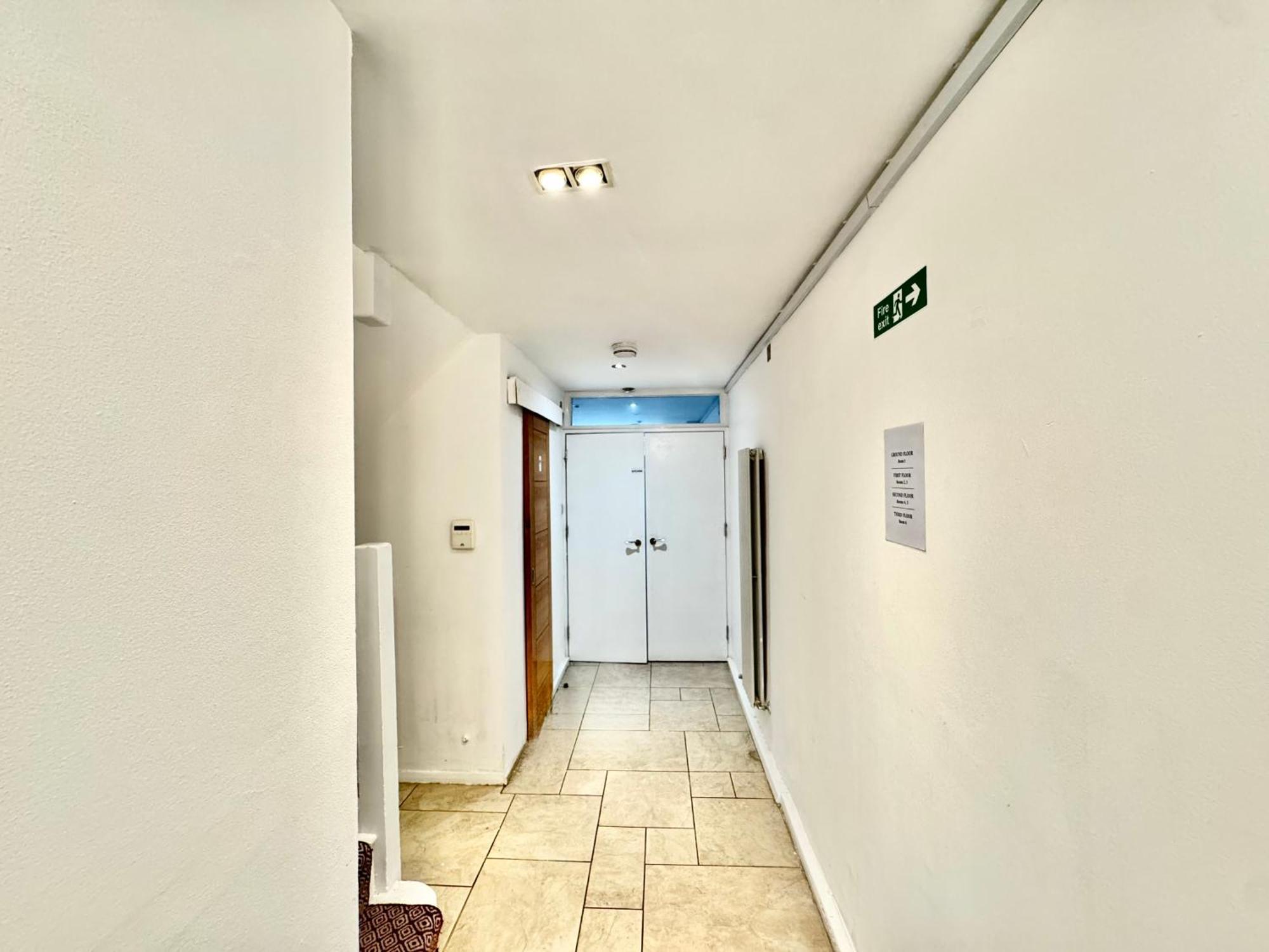 The Vallance House Проживание в семье